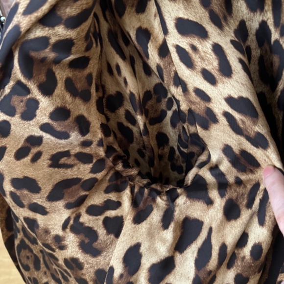 DOLCE & GABBANA - Black Wool/Mohair/Alpaca Coat with Leopard lining - Picture 11 of 16